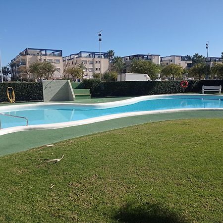 Los Juncos Solo Familias Serviplaya Playa De Xeraco Esterno foto